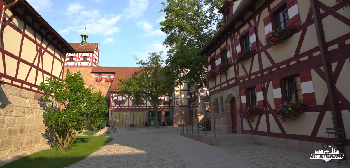Äußerer Burghof der Kaiserburg Nürnberg