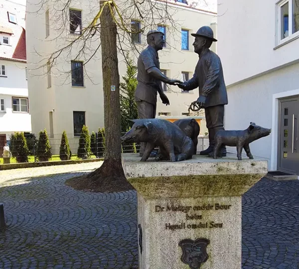 Denkmal am Saumarkt im Ulmer Fischer- und Gerberviertel