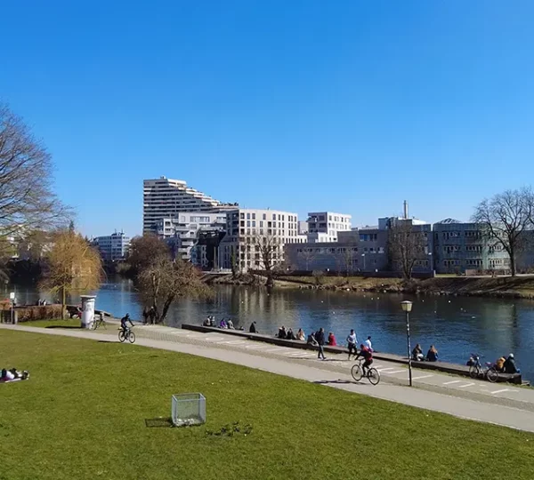 Donauwiese an der Ulmer Stadtmauer