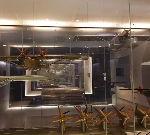 Flugzeugmodelle im Dornier Museum Friedrichshafen