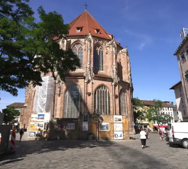 Hallenumgangschor der Lorenzkirche Nürnberg von außen