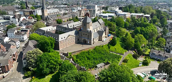 Luftaufnahme Münster St. Vitus