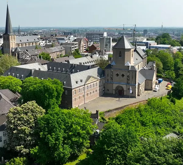 Luftaufnahme vom Münster St. Vitus Luftaufnahme vom Münster St. Vitus
