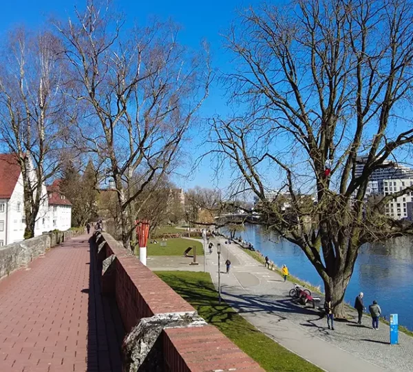 Promenadenweg auf der Ulmer Stadtmauer