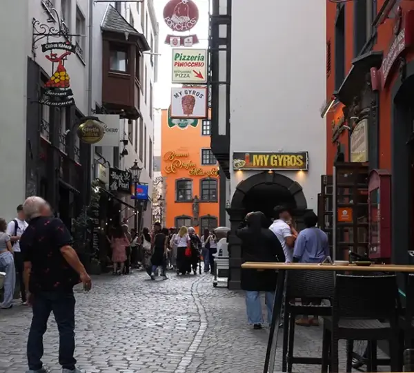 Salzgasse in der historischen Kölner Altstadt