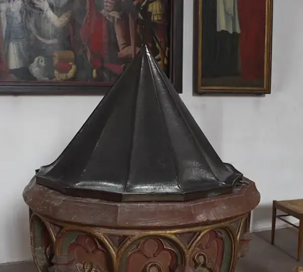 Taufstein der Stiftsbasilika Aschaffenburg