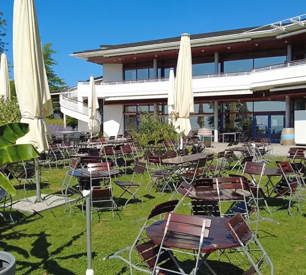 Terrasse im Restaurant Ferdinand im Graf Zeppelin Haus Terrasse im Restaurant Ferdinand im Graf Zeppelin Haus