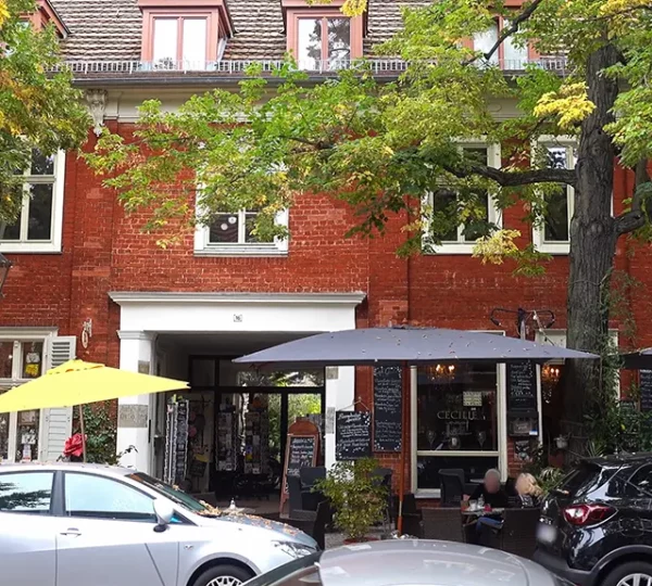 Typische Läden im Holländischen Viertel