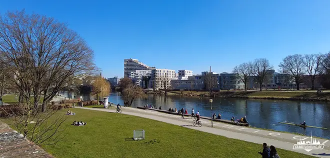 Wiesen vor der Ulmer Stadtmauer